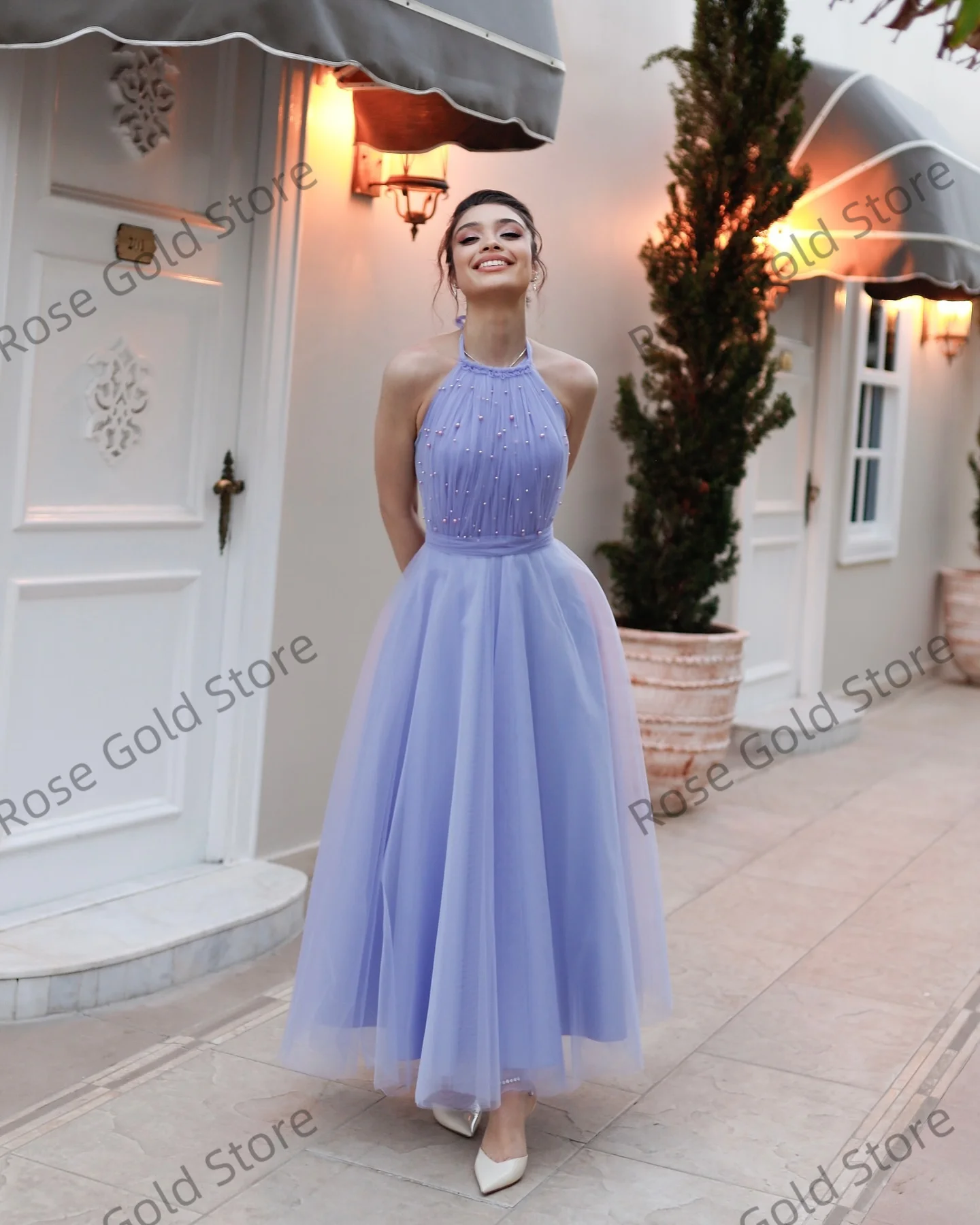 ที่กําหนดเองสีม่วงอ่อนพรหมชุดผู้หญิงสาย Halter ประดับด้วยลูกปัด Vestidos de Gala ยาวแขนกุดไข่มุกชุดราตรี