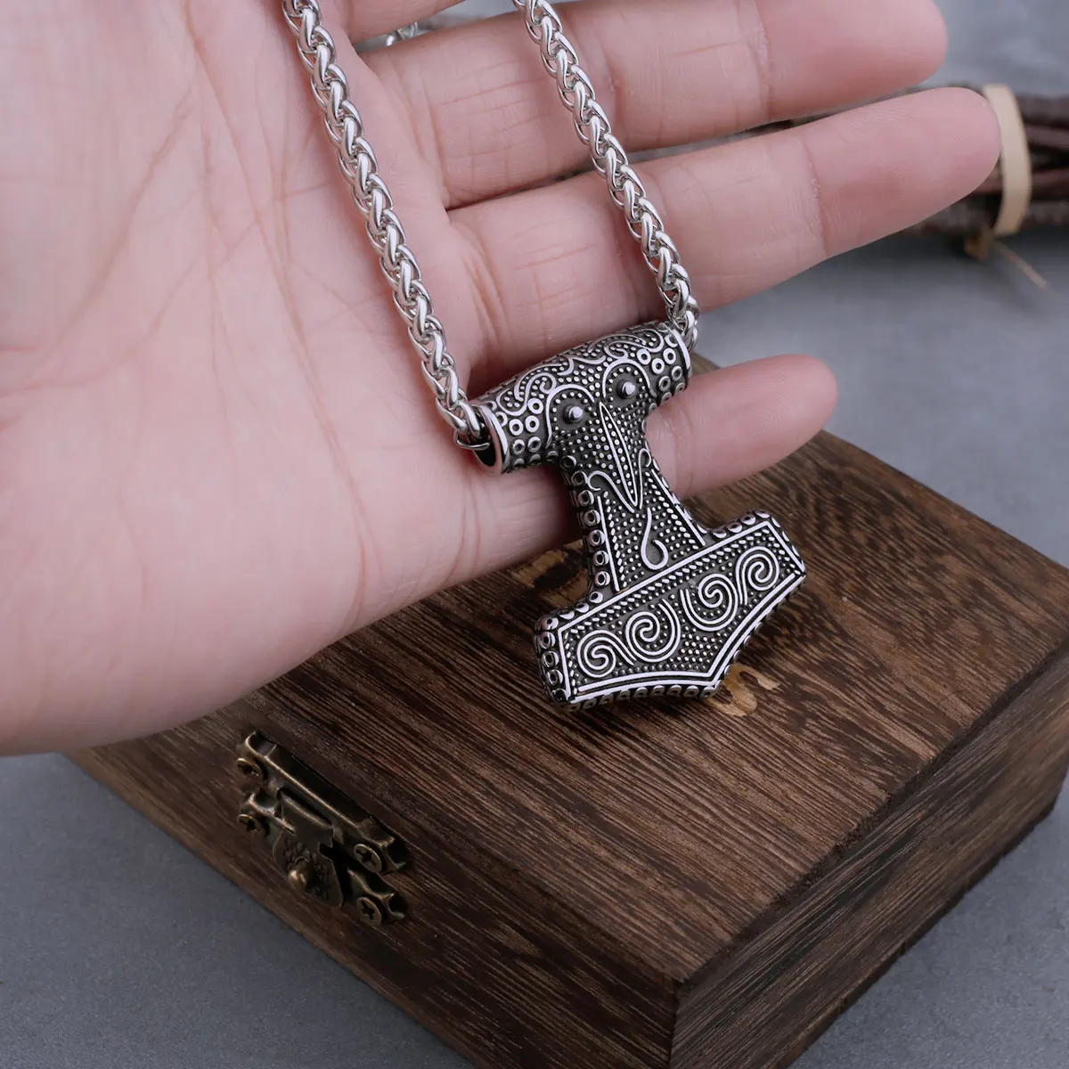 Nordic Viking Thor\'s Hammer Mjolnir Raven Necklace Men\'s Anchor Amulet Pendant Viking Stainless Steel Jewelry Gift Dropshipping