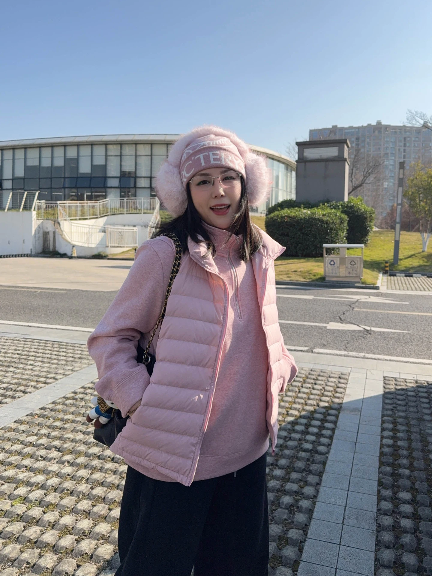 

Комплект VOGANA: женский повседневный свитер и жилет большого размера, белый, с открытыми рукавами, в корейском стиле, свободного кроя