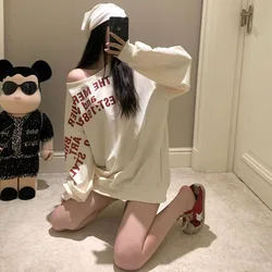Skew Collar Off Shoulder Long Sleeve Loose Sweatshirt Hot Spicy Girls Hoodies Street Fashion Letter Print Women Tops Pullover