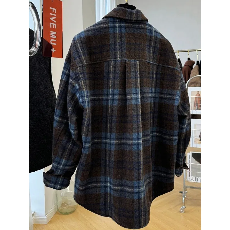 سترة قميص منقوشة سميكة للخريف والشتاء على الطراز الكوري فضفاضة كاجوال وبسيطة ومتعددة الاستخدامات للنساء