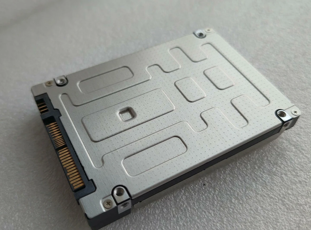 

For 00FYFW PX05SRB192Y 0FYFW 1.92TB SAS 2.5 SSD 12G Solid State Drive