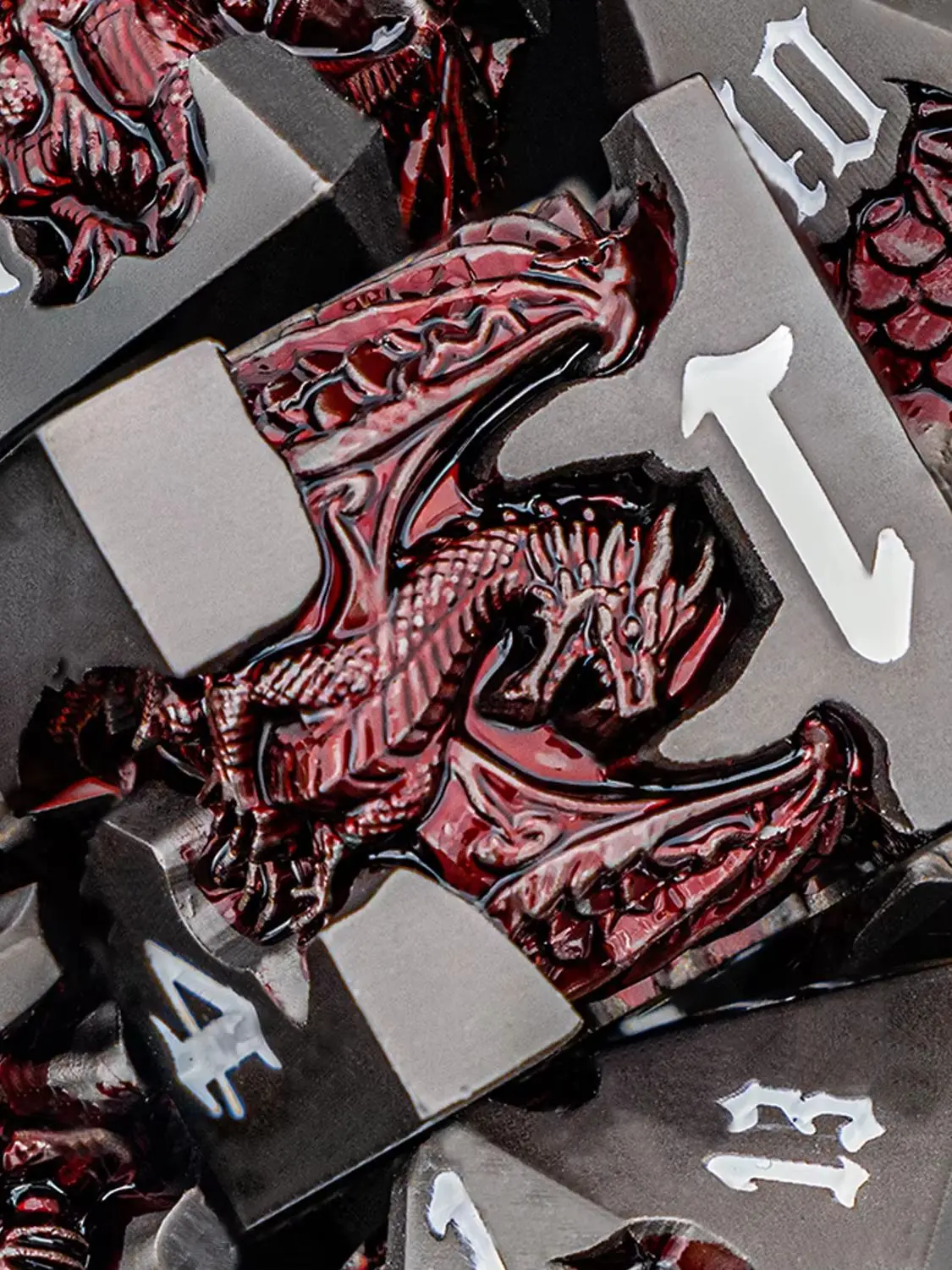 Zestaw metalowych kostek do gry Dragon DND D6 D&D Dungeon and Dragon Pathfinder Gra Fabularna Czarno-Czerwone RPG Kostki Wielościenne D20 D&D (MT-01) — Zdjęcie 2 z 2