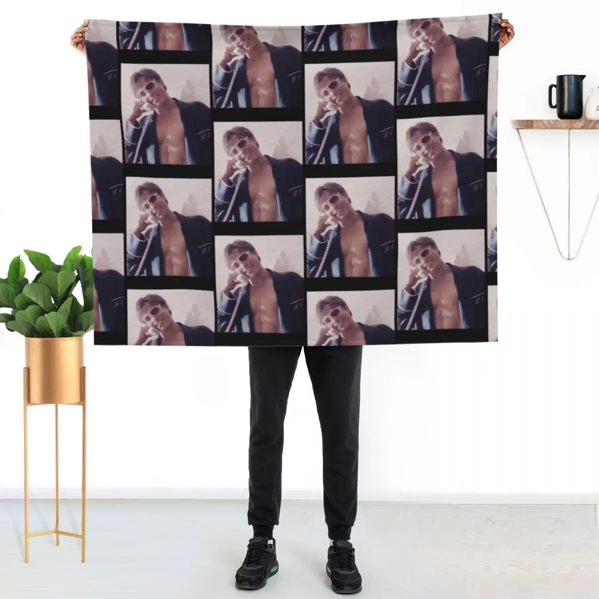 

Nicholas Chavez Lyle Throw Blanket Warm Plush Fuzzy Blanket for Living Room