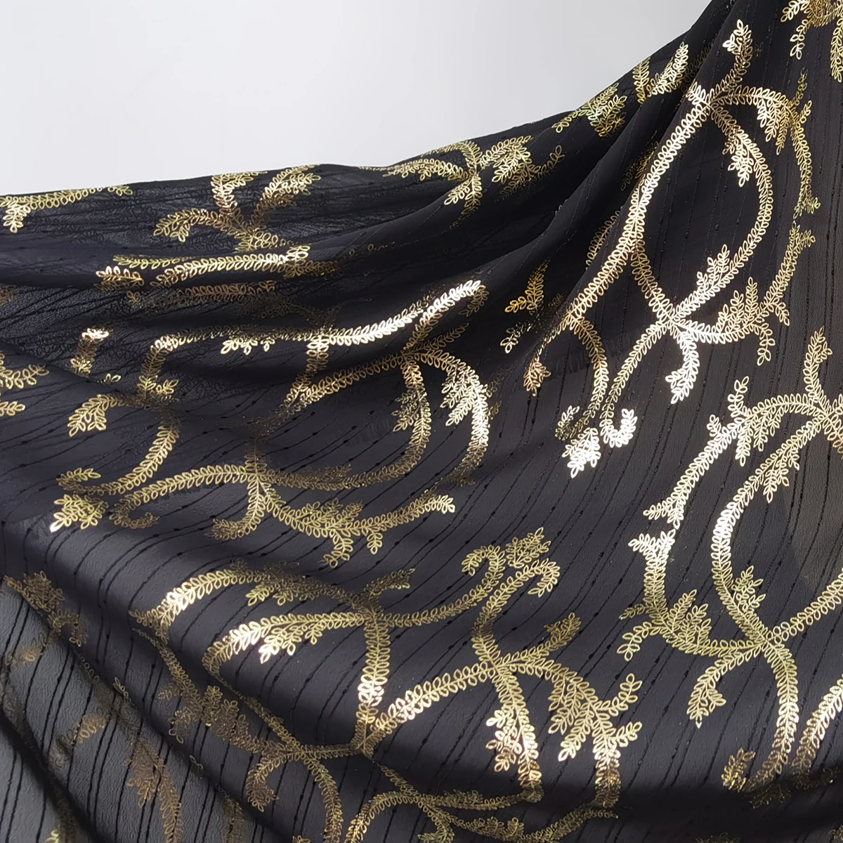 58\'\' Wide By Meter Bronzing Leaf Pattern Embossed Chiffon Fabric White Black Gold Chiffon Material Dancing