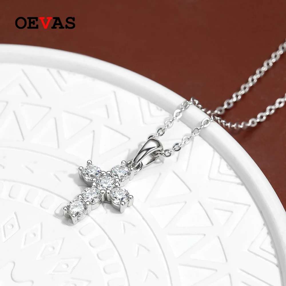 OEVAS 100% 925 Sterling Silver Real 0.1 Carat 3mm Moissanite Cross Pendant Necklace For Women Sparkling Party Fine Jewelry Gifts