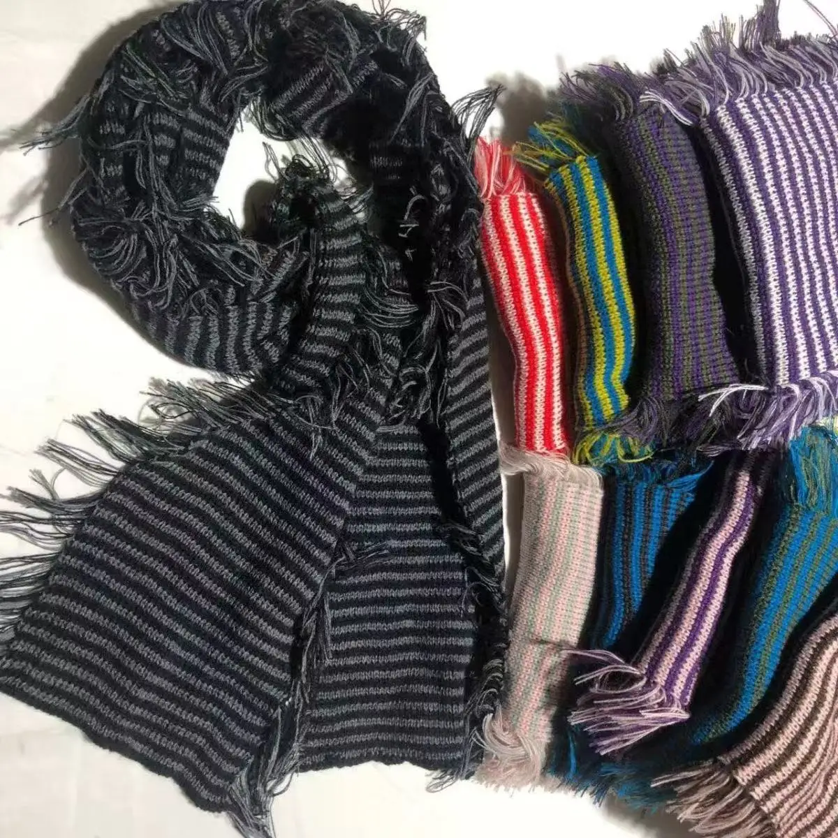 

Harajuku готический панк полосатый шарф с кисточками унисекс Shibuya Hot Girl бродячий ветер японский отаку вторичный Yuan вязаный шарф