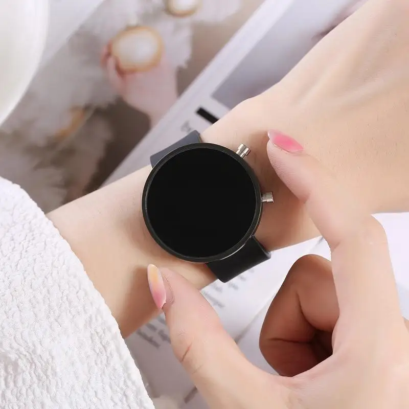 بسيطة Led النساء الساعات موضة الرياضة الساعات الرقمية للنساء عادية سيليكون الفرقة السيدات ساعة بنات ساعة هدية reloj mujer