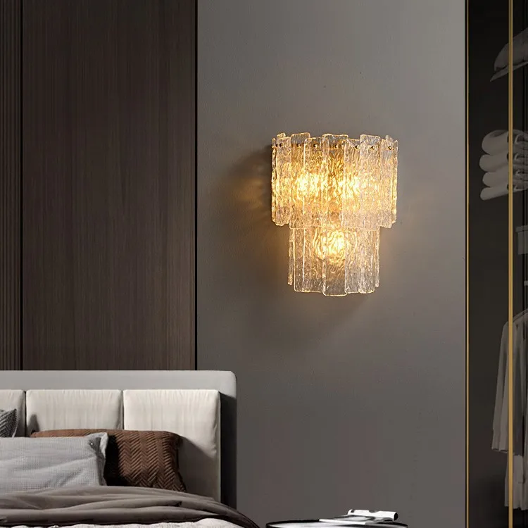 Luxury Textured Glass Wall Sconce E14 3‑Light Brass Wall Lamp 31cm Wide for Living Room Bedroom Hallway Home Decoration