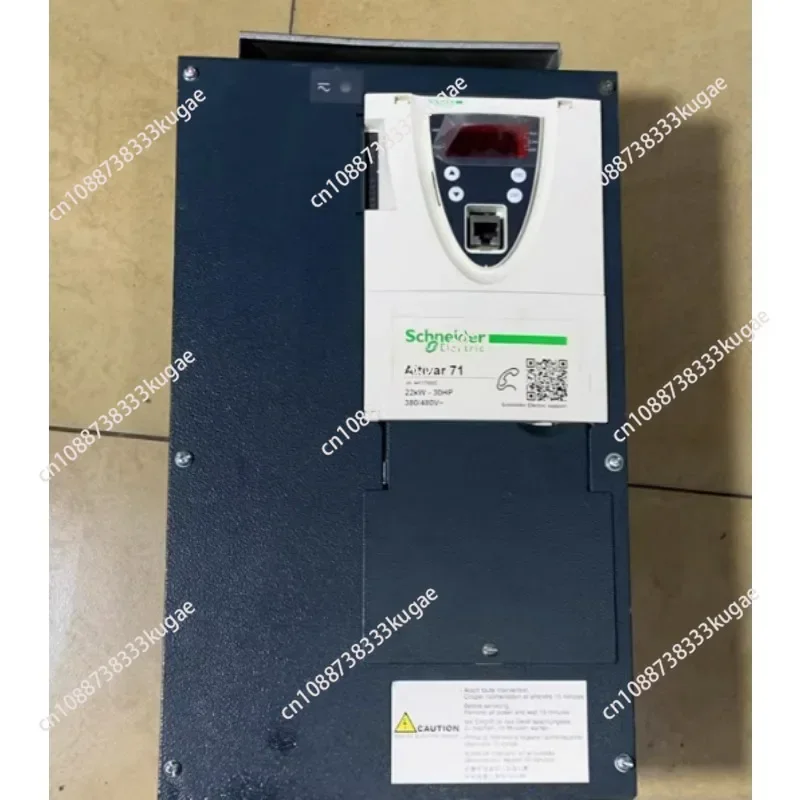 

Инвертор питания серии Schneider Atv61, Atv61hd22n4z, 22кВт, 380В, Atv71hd22n4z, Б/у