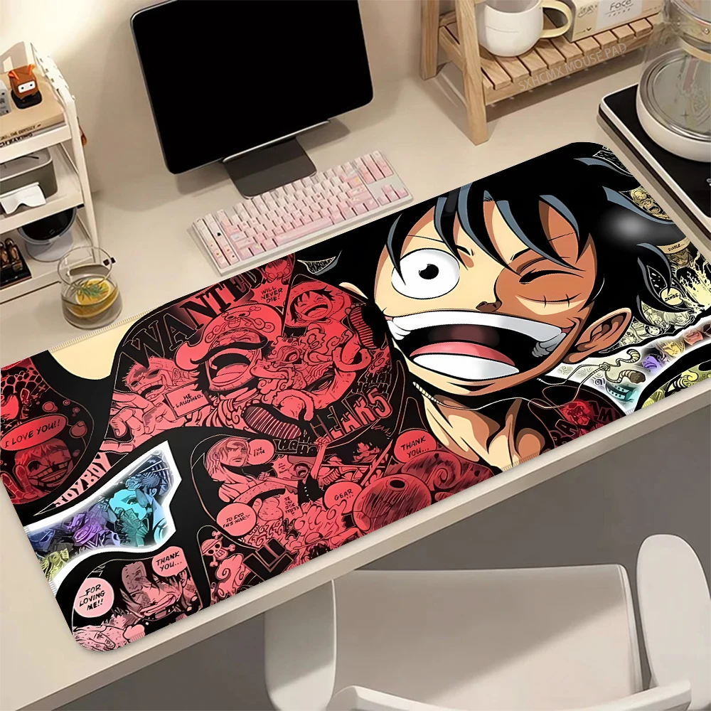 Gaming-Mauspad O-One P-Piece Luffy Großes Erweitertes Anime-Schreibtischpad Rutschfeste Gummiunterseite Genähte Kanten für Gamer Büro Computer