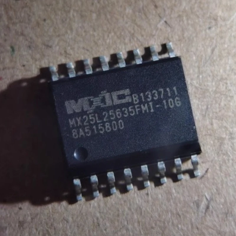 MX25L25635FZ2I-10G NOR Flash Serial (SPI, Dual SPI, Quad SPI) 3V/3.3V 256M-bit 256M/128M/64M x 1/2-bit/4-bit 8ns 8-Pin WSON EP