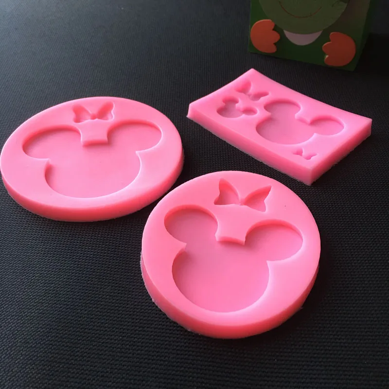 DIY Mouse head and bow shape silicone mold for keychains Jewelry Making Accessories Tools