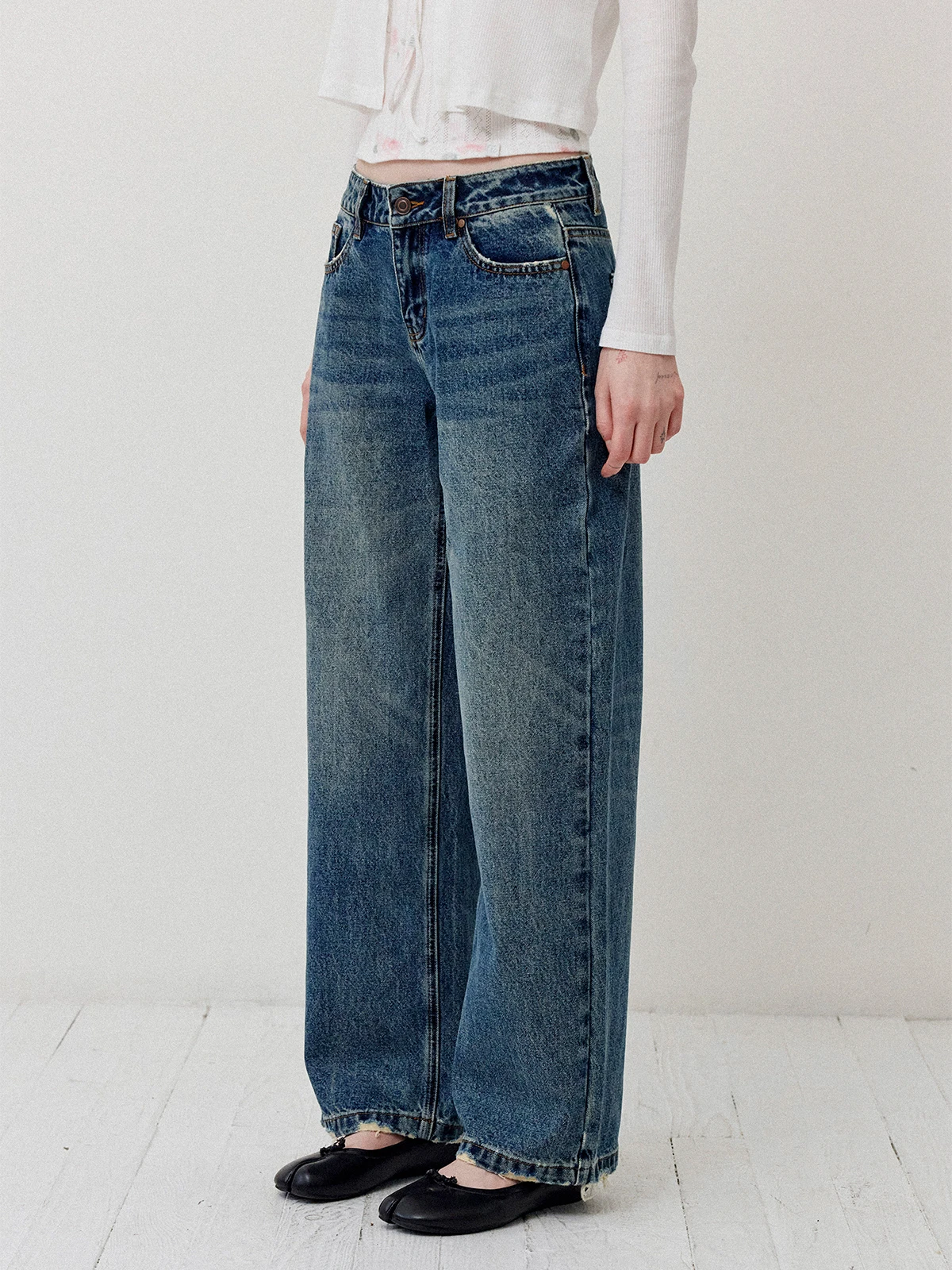 

DKZ Straight Leg Jeans Spring Summer New Style Vintage Wash Slimming Pants Women's Natural Waist Button Closure mid Stretch