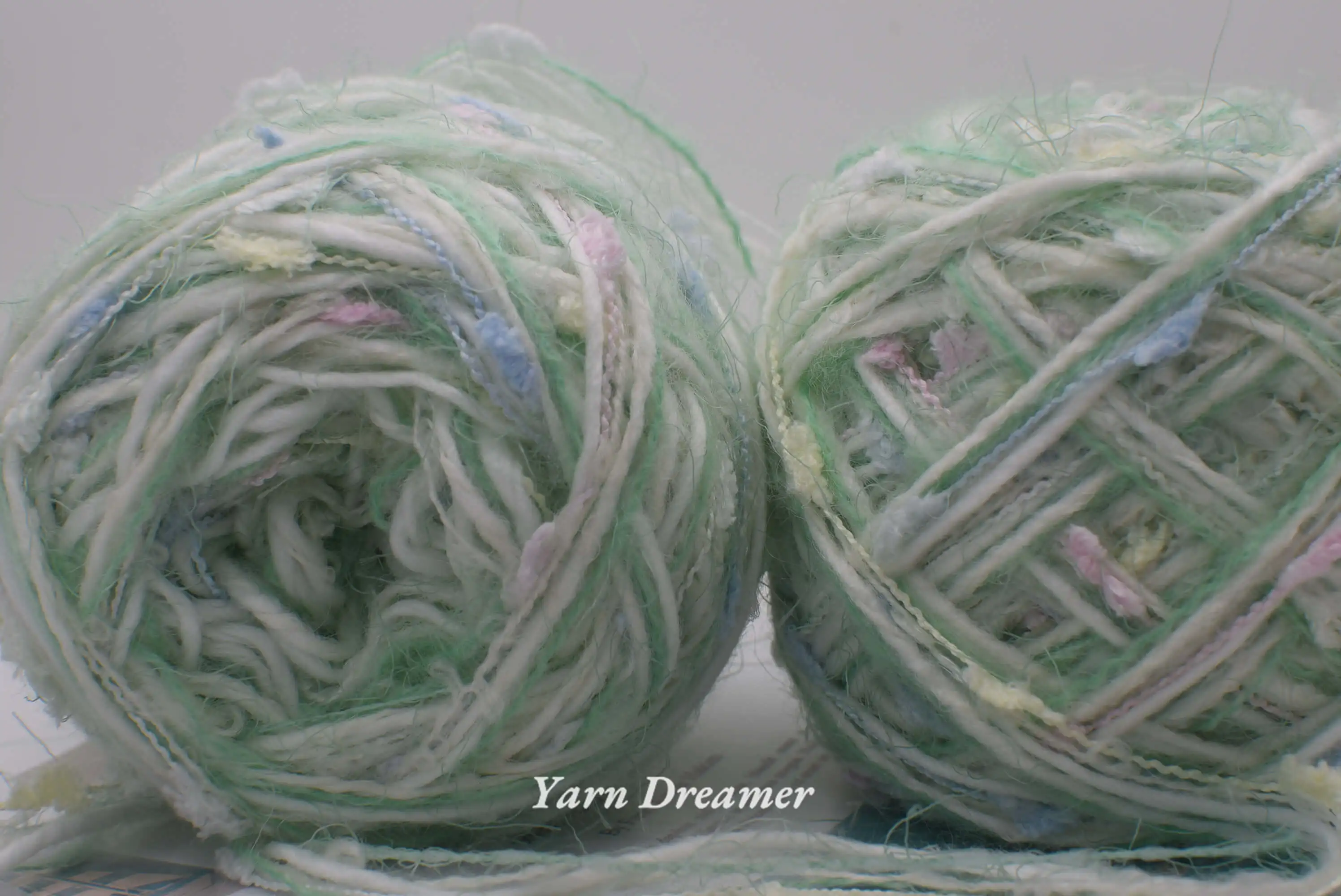 Light Green Fancy Yarn 100g Puffy Yarn for Crochet thread Hand Knitting Yarn Blended Thick yarn Chunky