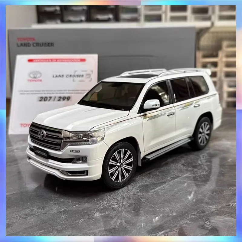 

KENGFAI 1:18 модель автомобиля Toyota Land Cruiser LC200, открытая имитация сплава, статическая модель, украшение для комнаты, коллекция, подарок на день рождения