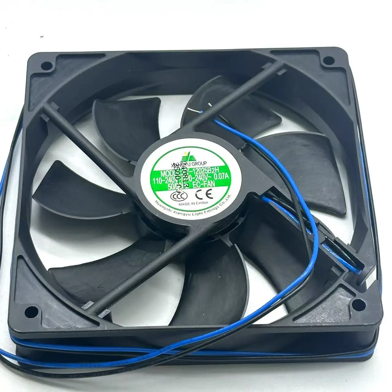 XY12025B2H AC 100V 240V 0.07A 120x120x25mm 2-Wire Server Cooling Fan