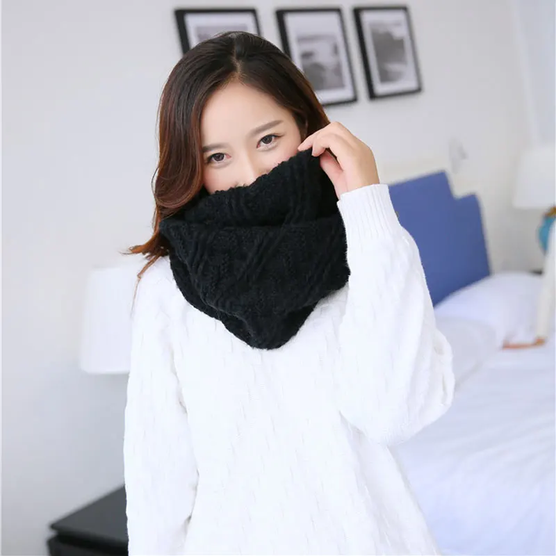 Unisex Winter Soft Chunky Knit Circle Loop Infinity Scarf Classic Fashion Neck Warmer Scarf Comfortable Soft Warm Knit Scarves