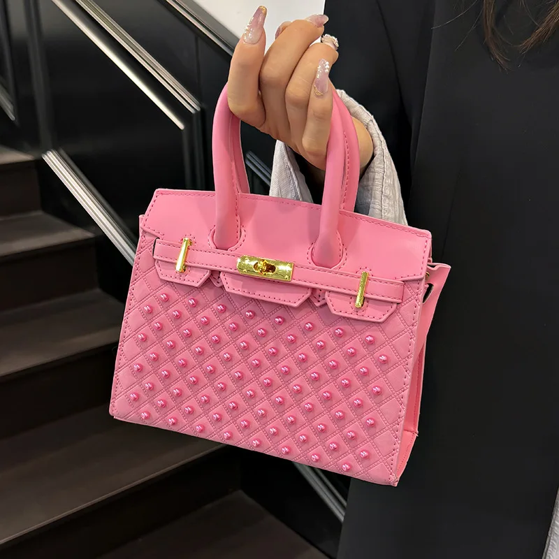 حقيبة صغيرة مرصعة لعام 2025 للخارج الليلية، محفظة كروس مريحة للنساء، حقيبة كتف مميزة ومقبض يدوي عصري