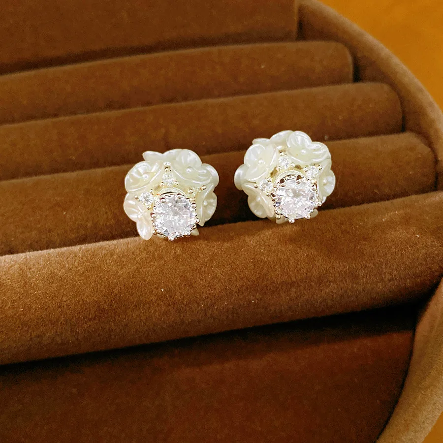 DOO MEI Two Way Wear Zircon Flower Ball Stud Earrings Sparkly Cluster Imitation Pearl Ear Studs Luxury French Jewelry Wedding