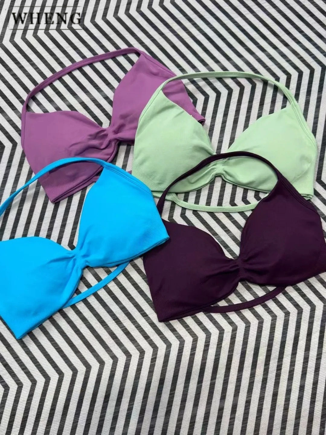 

Fashion Strappy Bra Gym Top Girl Women High Support Thin Strap Halter Sports Seamless Bras Scrunch Workout Yoga Tank Bra