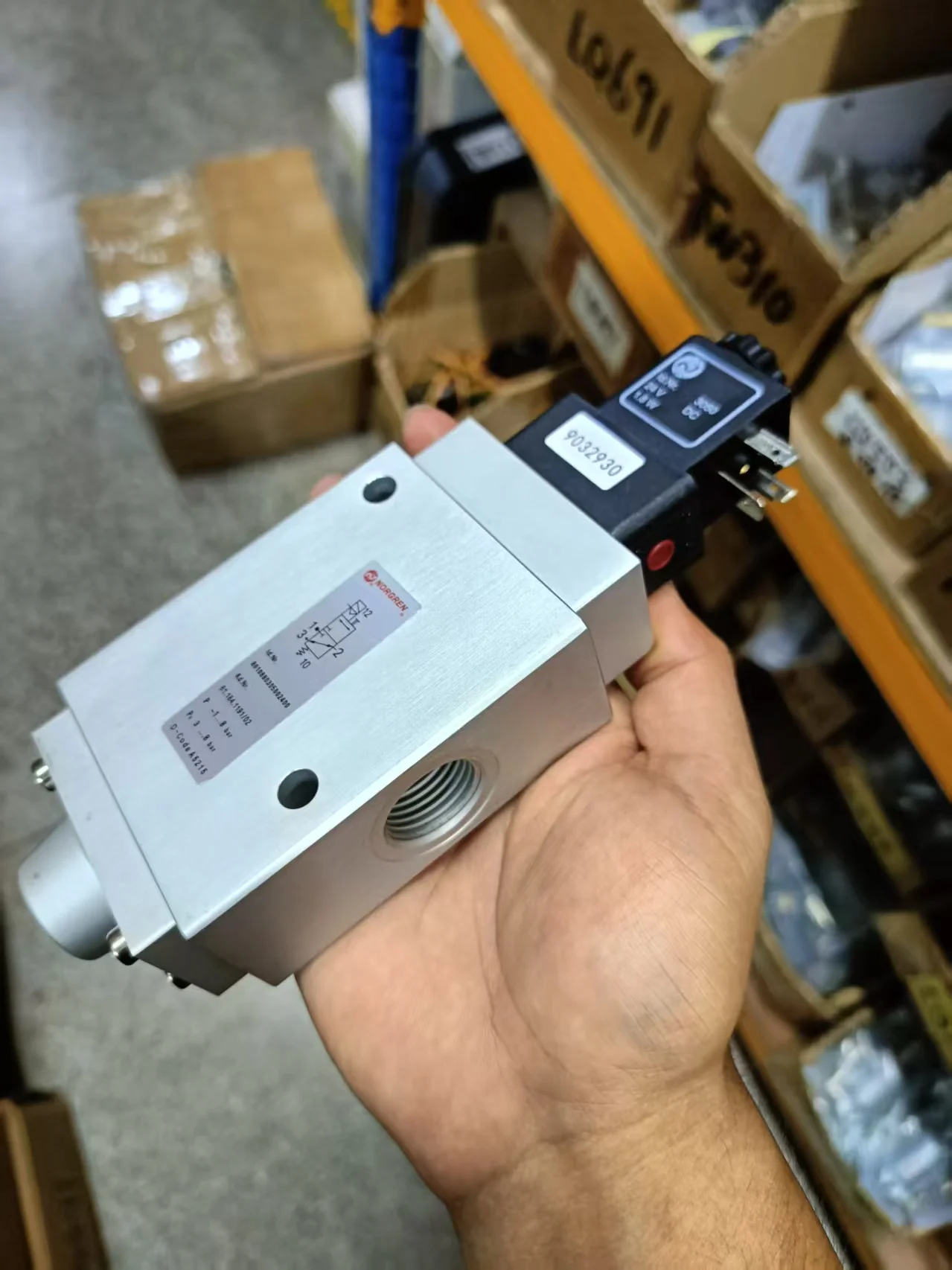 

61.184.1191 Электромагнитный клапан для Гейдельберга