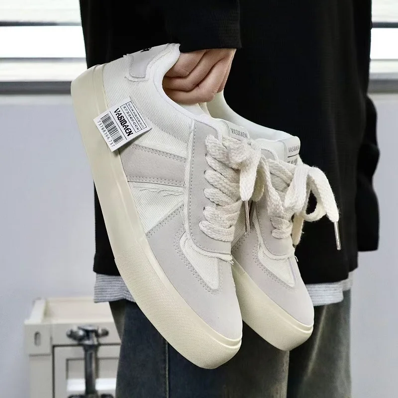 Top High Quality Man Shoes Lace Up Black and White Board Shoes for Women Casual Sports Trend Thick Sole Couple Canvas Shoes