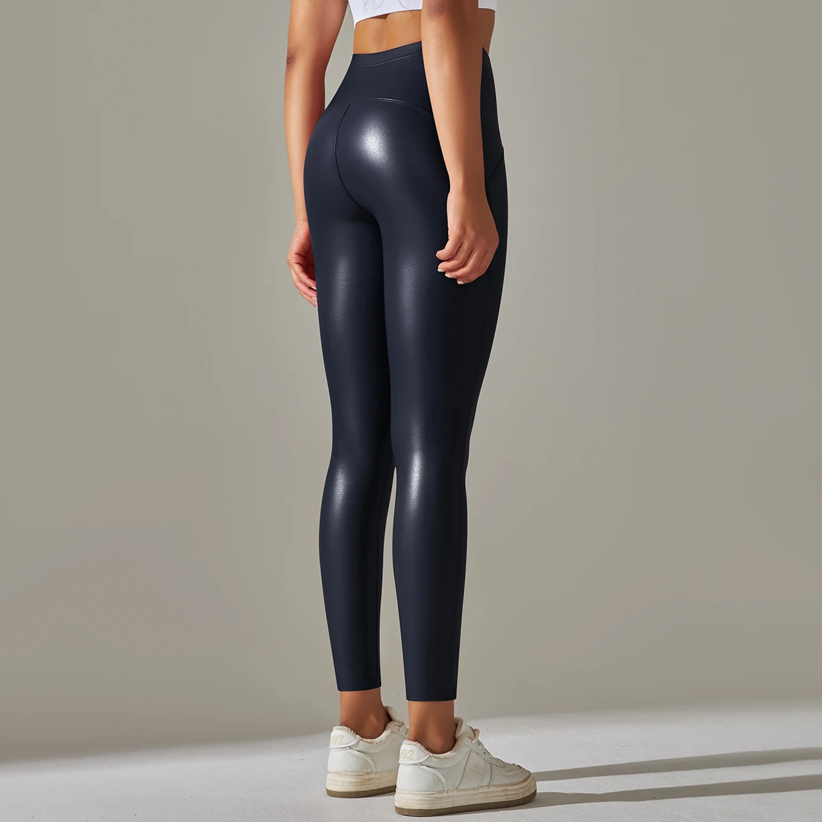 6-farbige Herbst-Winter-Lederhose, dünne Samt-PU-Leder-Leggings, hohe elastische Bund-Hose, sexy Schlankheits-Leggings – Detail 20