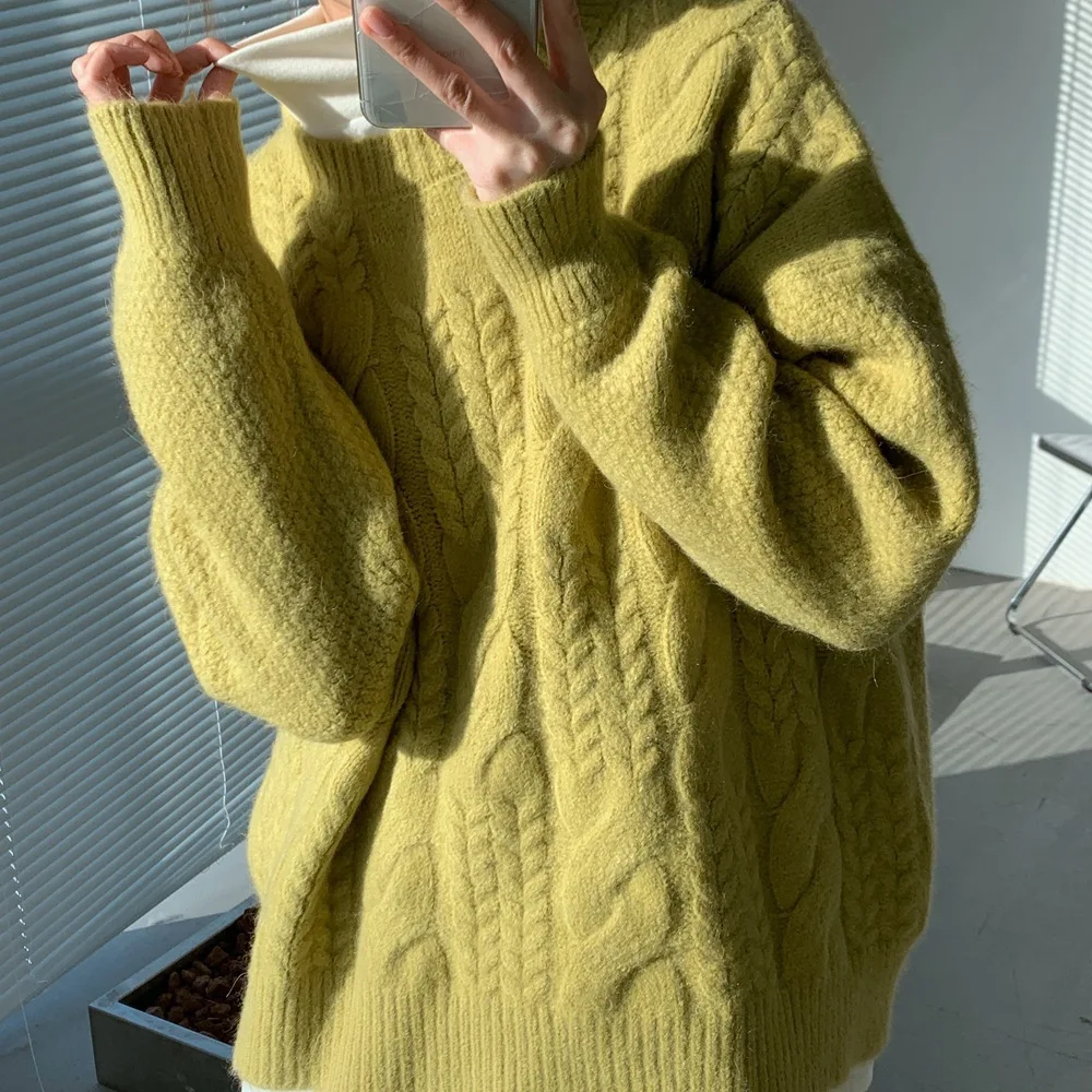 

Korean Avocado Green Thickened Round Neck Sweater Female Loose Versatile Fall And Winter Soft Twisted Pullover Knit Sweater