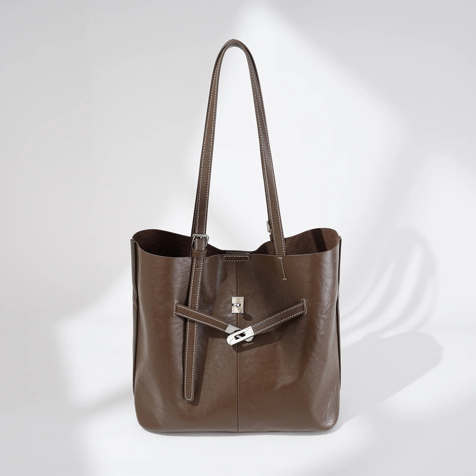 

Водонепроницаемая дорожная сумка для подгузников с несколькими отделениями, большая вместимость, легкая, стильная, прочная, с регулируемыми ремнями