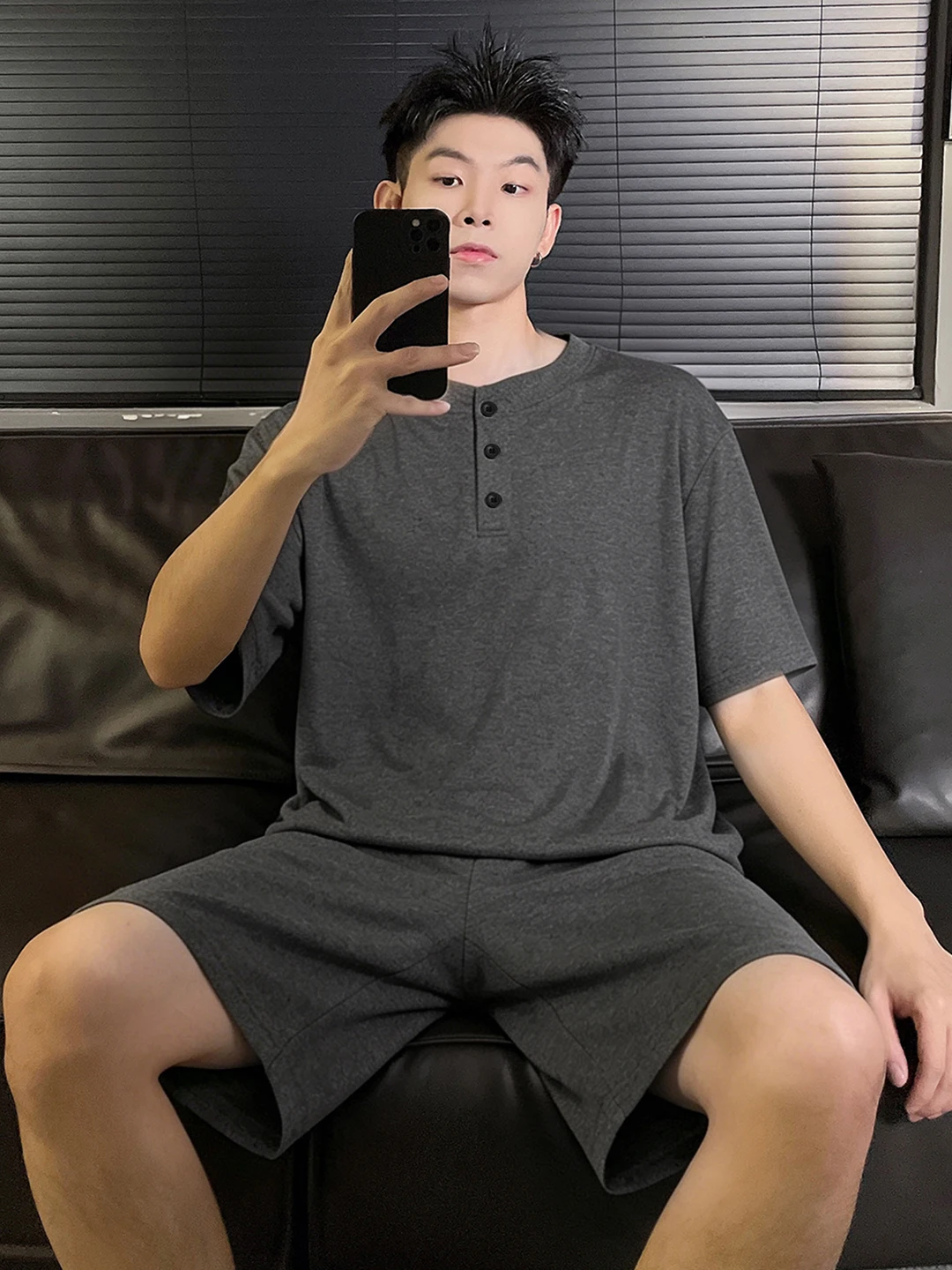 Grey Summer Mens Pyjamas Thin Short Sleeve Home Clothes Set Can Be Worn outside round Neck Sleepwear Comfortable Polyester Fa...