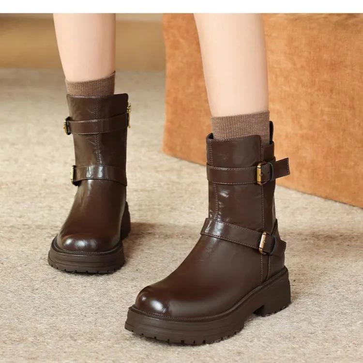 نمط جديد أزياء المرأة جلدية نصف أحذية عالية البني جولة تو السيدات منتصف العجل أحذية مصمم فاخر مريح وأنيق