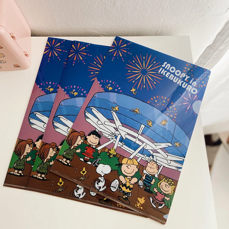 Snoopy carpeta en forma de L de Anime Kawaii para estudiantes, papel de prueba A4, almacenamiento de archivos, papelería, organizador de presentación, bolsa de almacenamiento de regalos