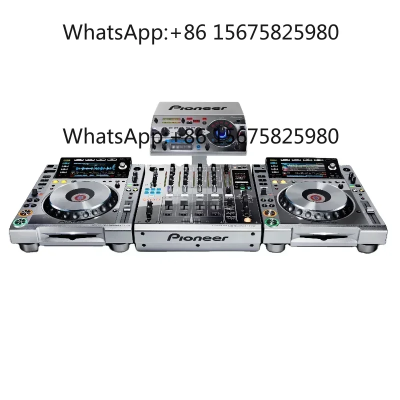 Limited Edition Platinum Pioneer DJ System: DJM-900NXS + 4 CDJ-2000NXS