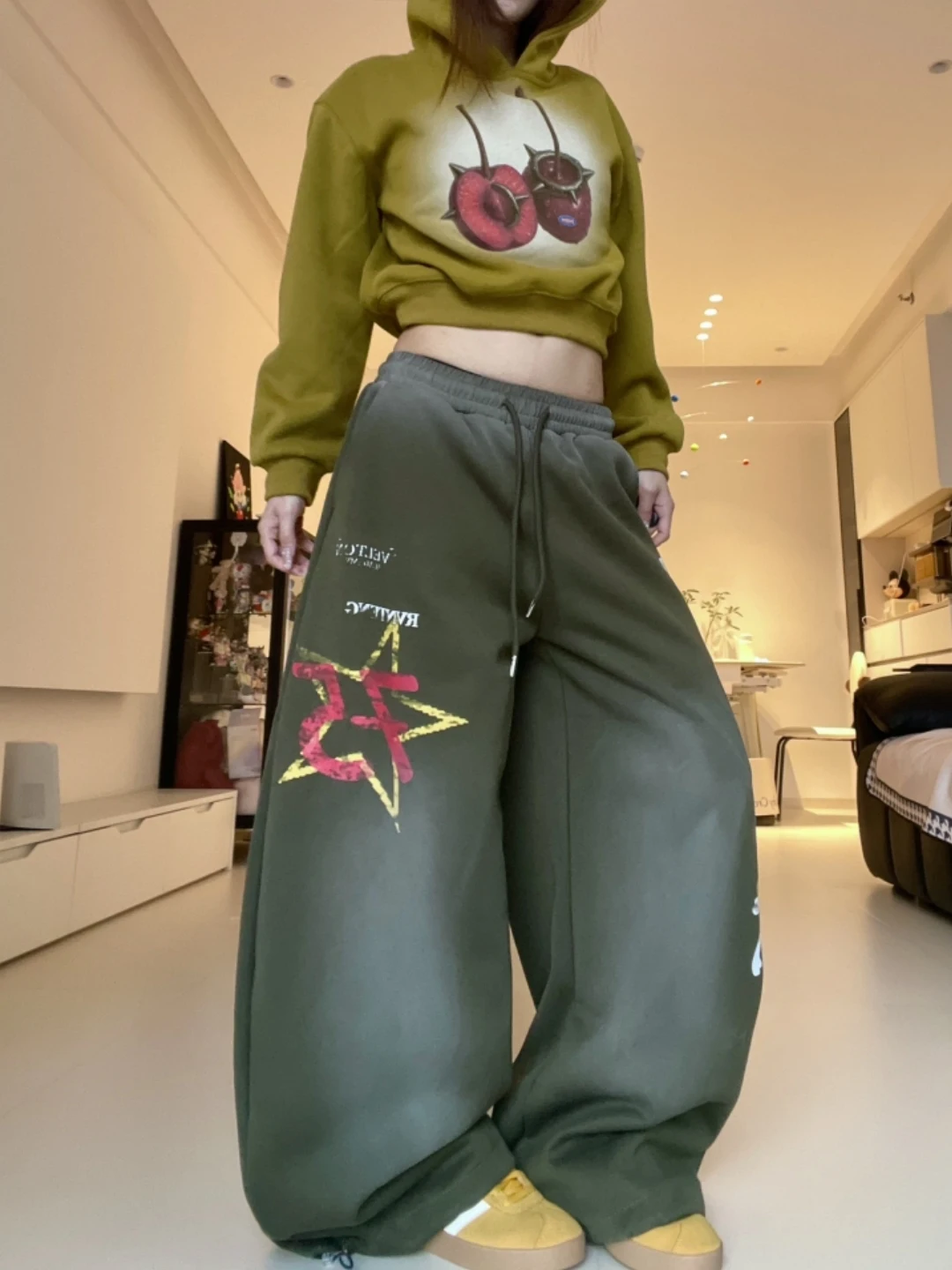 Hip Hop Women Edgy Graphic Print Baggy Sweatpants Olive Green Streetwear Wide Leg Pants with 