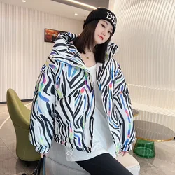 Jaqueta feminina com capuz com estampa de grafite, parka curta, streetwear grosso, casacos acolchoados quentes, casacos femininos, moda coreana, inverno