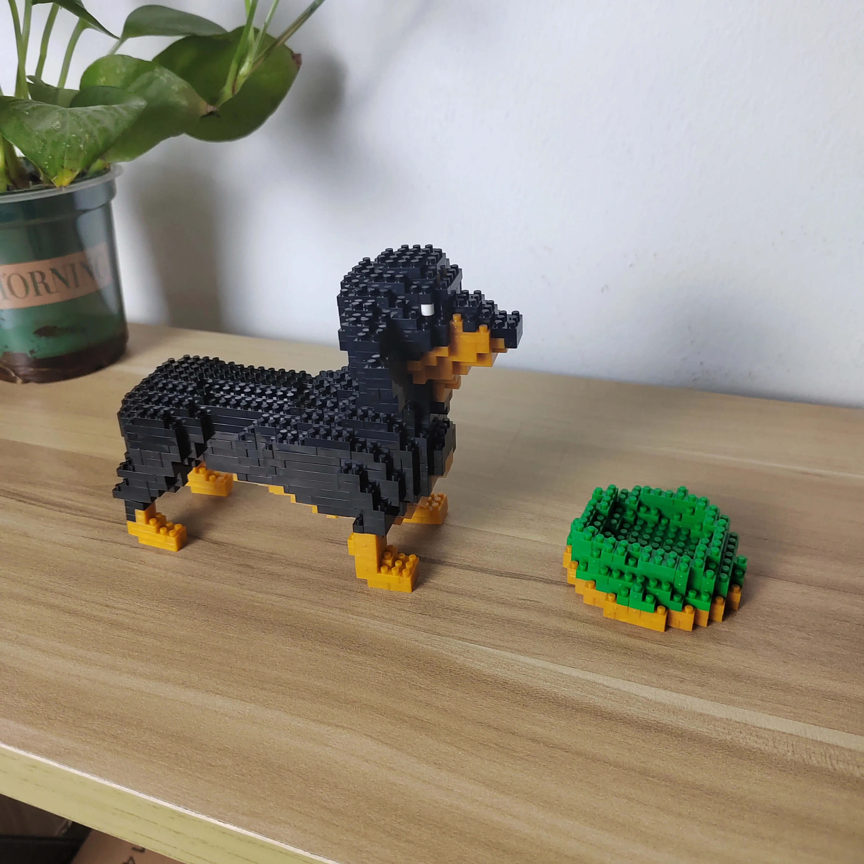 Ultra Cute Pet Mini Dachshund Dog Building Block Toy: Favoured Gift, Exceptional Quality, Fun Assembly Experience for Kids