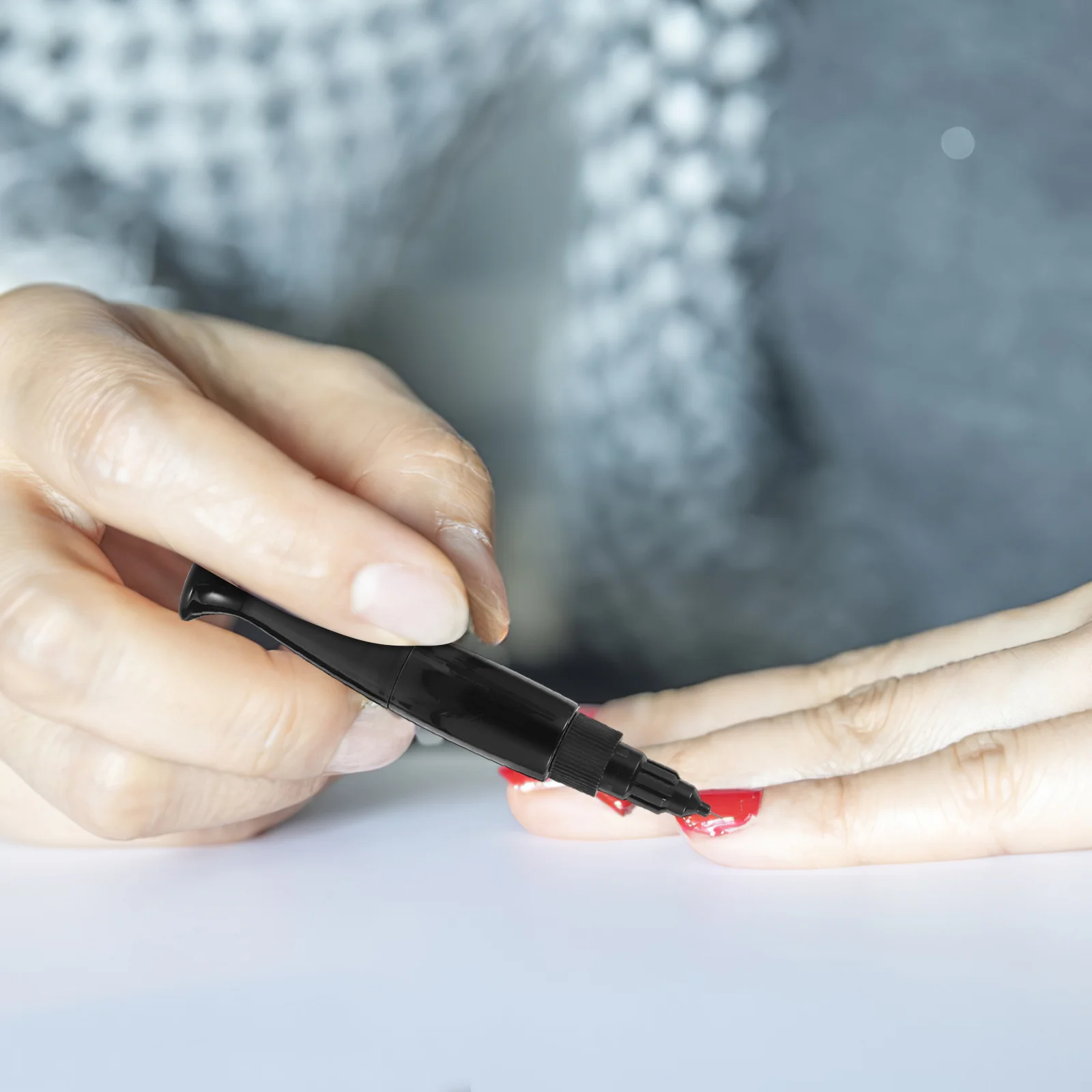 

1Pcs Nail Rhinestone Glue Dual-Purpose Needle Brush Design Strong Adhesive for Nail Art Rhinestone Decoration Manicure False