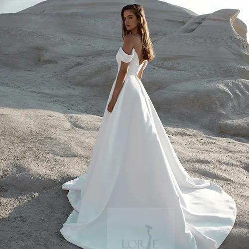 فساتين الزفاف