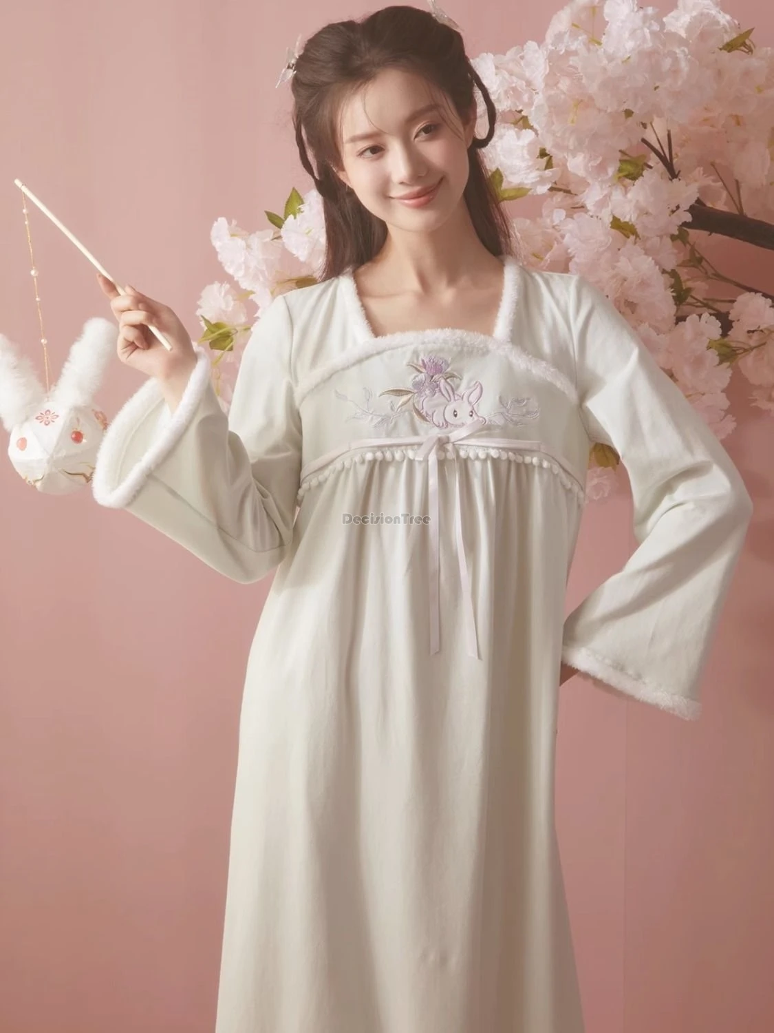 ثوب نوم هانفو على الطراز الصيني التقليدي لخريف وشتاء 2025 بيجامة طويلة مطرزة بأكمام طويلة للنساء #2