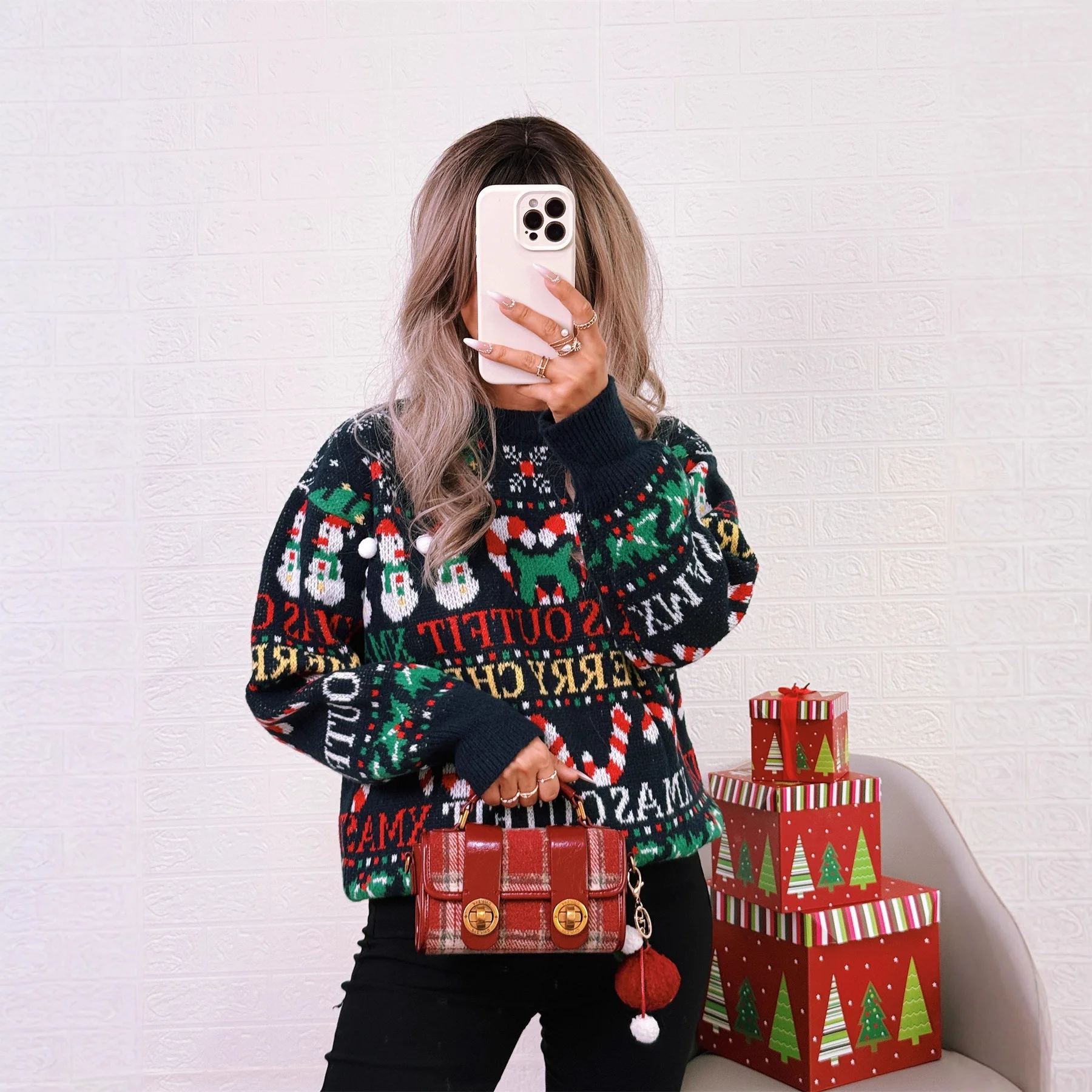 2025 Autunno Inverno Natale Nuovo Color-Block Top lavorato a maglia Girocollo Casual Retro Maglione a maniche lunghe allentato per le donne