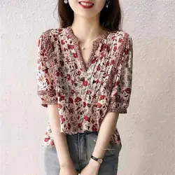 Floral short-sleeved shirt for women in summer new high-end design niche trendy v-neck T-shirt loose top