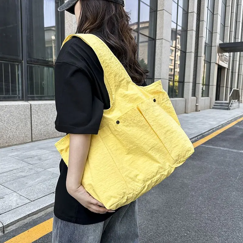 Dopamine Color Large Capacity Tote Commuting Lazy Wind Lightweight Nylon Shopping Bag Multi-pocket Exquisite Simple Leisure