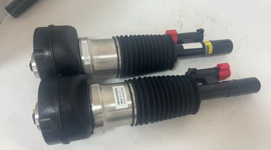 Front Air Shock LR153045 LR153051 for Land Rover Range Rover Air Suspension Damper