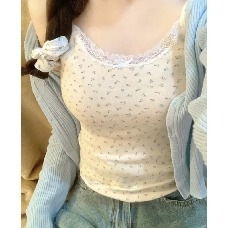 

Plus Size Lace Inner Wear Floral Print Strap Vest Knitted Slim Fit Base Layer Women's Summer Casual Fashion Top in China
