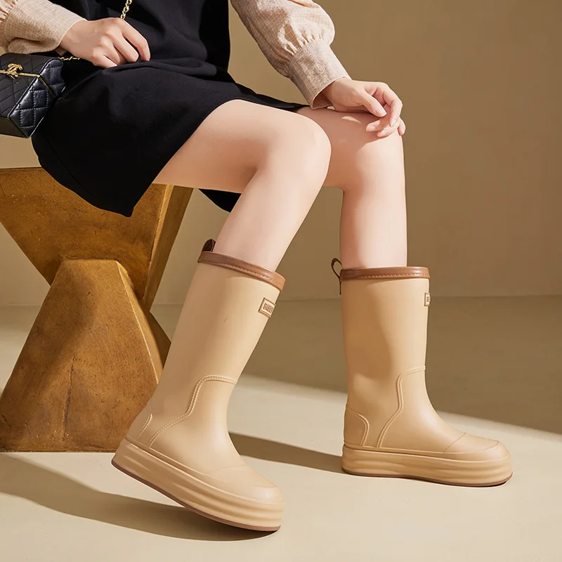 

2025 Summer New Couple Men and Women's Waterproof Mid Top Rainshoes Fashion Thick Sole Anti Slip Fishing Kitchen Work Rainboots