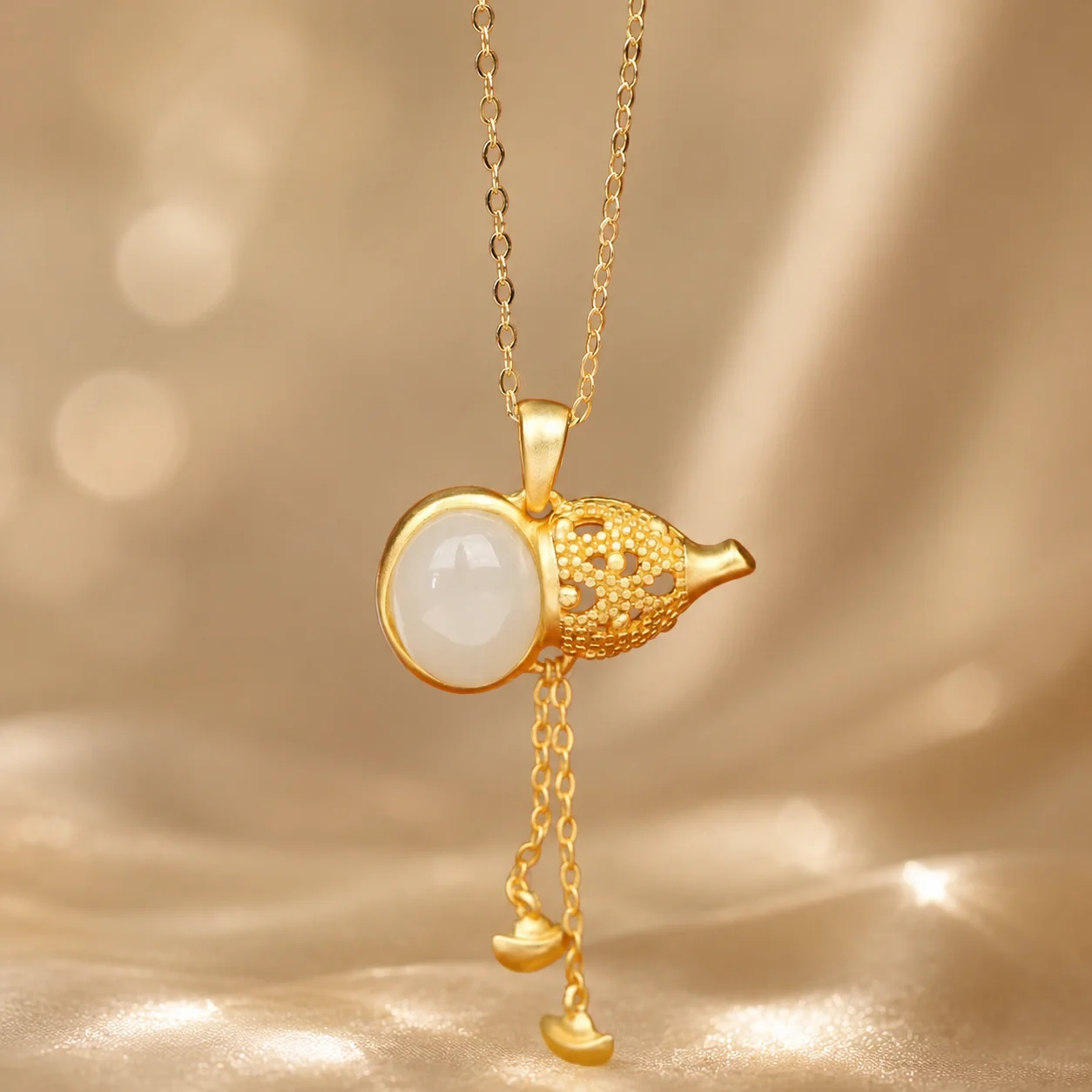 Gold Plated Gourd Pendant Necklace With White Stone Vintage Hollow Tassel Ingot Charm Necklace Elegant Clavicle Chain for Women