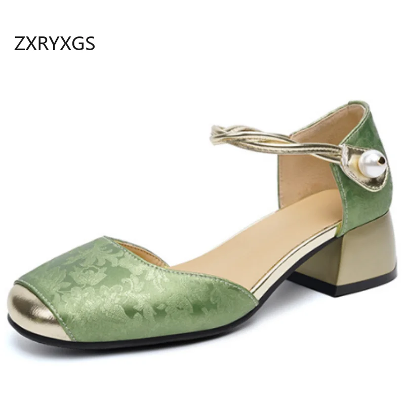 ZXRYXGS 2026 Summer Square Toe Cowhide Patent Leather Women's Fashion Sandals Large Size Mid Heel Shoes Wedding Banquet Sandals