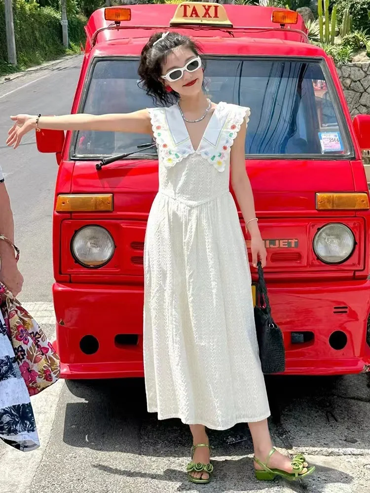 

French Sle OS2023 Spring Summer New Sweet Embroidery Lapel Anti-Aging Holiday Long Dr Women's 338 A-Line Silk Gown