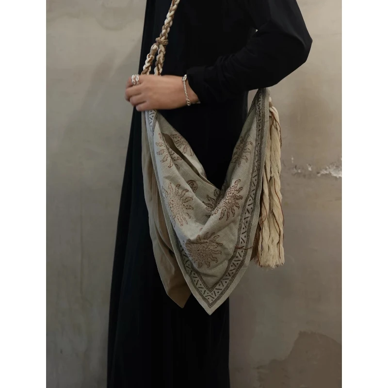 

Bohemian Triangle Crossbody Shoulder Bag Braided Strap Tassel Detail Retro Linen Print Handbag Women Ethnic Style Messenger Bag
